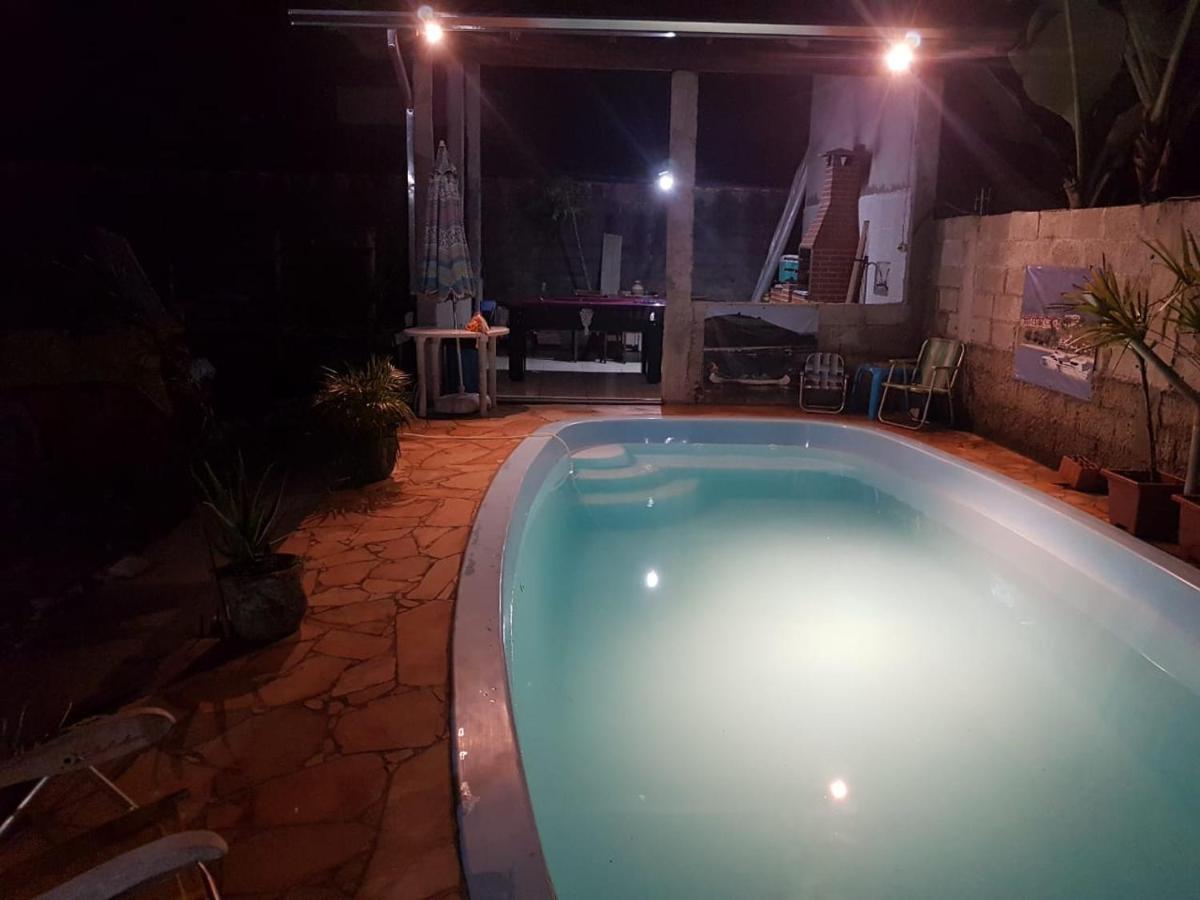 كاراغواتاتوبا Hostel Praia Martin De Sa المظهر الخارجي الصورة